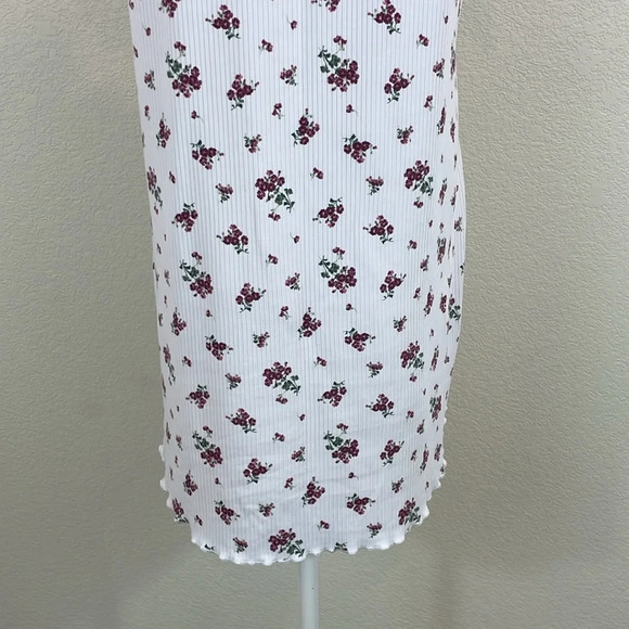 Laura Ashley purple white floral nightgown size large - Picture 6 of 10